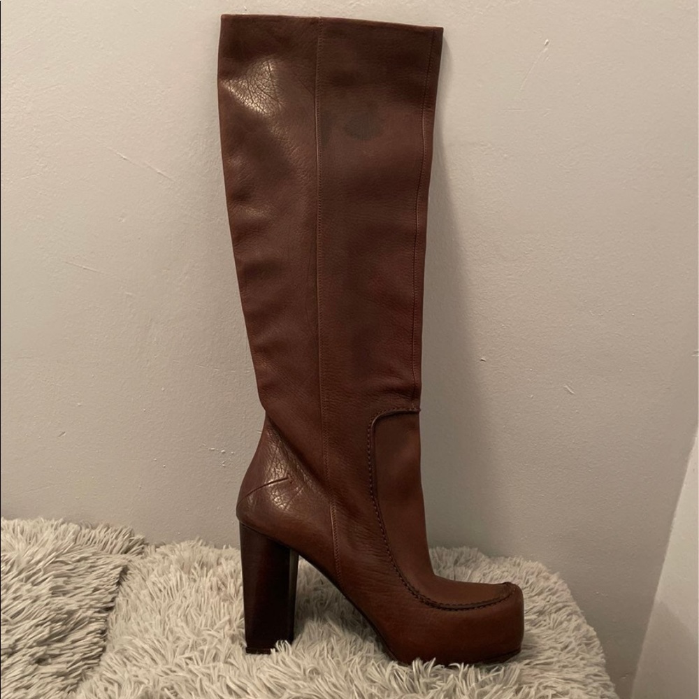 Costume National boots size 8 1/2  (39) made in Italy 100% leather boots
